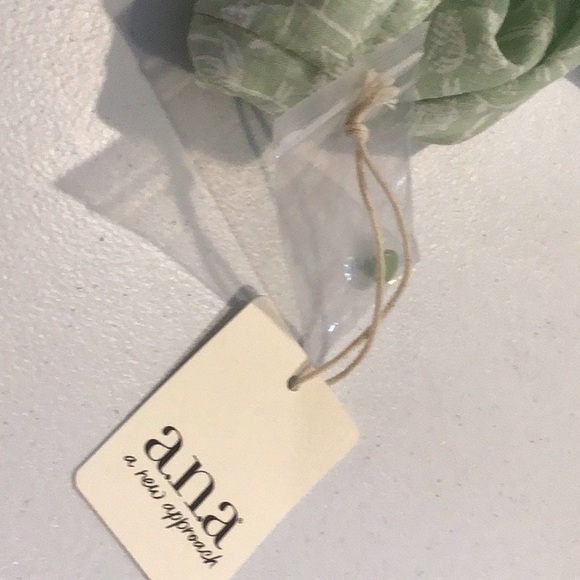 A N A Tina Flora Light Green Ruffle sleeveless Shirt New Size XL - Picture 6 of 6